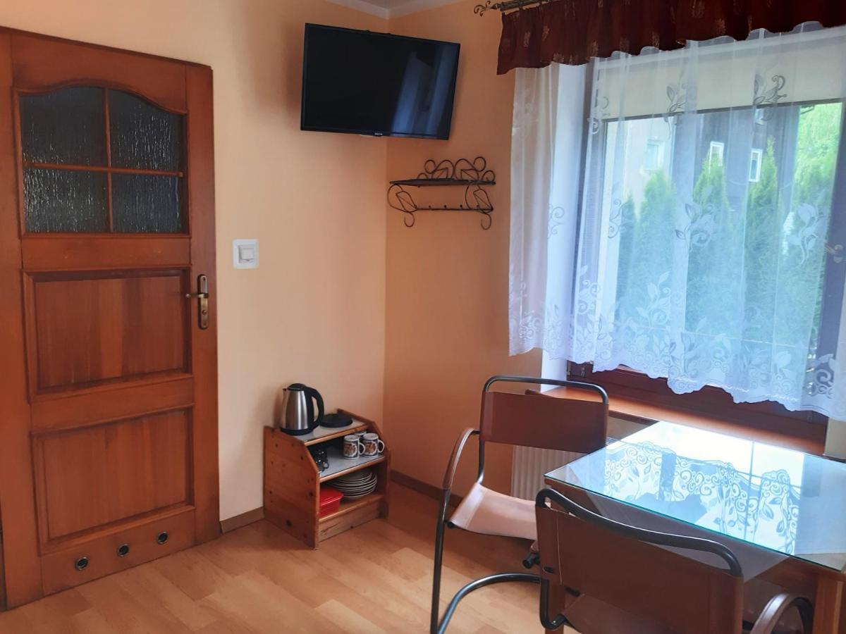 Kornelia Pokoje Goscinne Stronie Slaskie Bagian luar foto